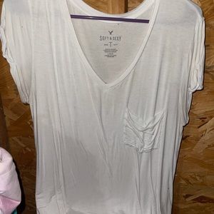 American eagle vneck top large